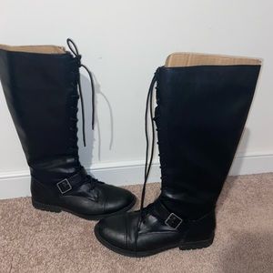 Target combat boots
